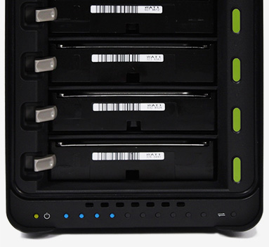 Drobo's Compact, Expandable Design Drobo's Compact, Expandable Design